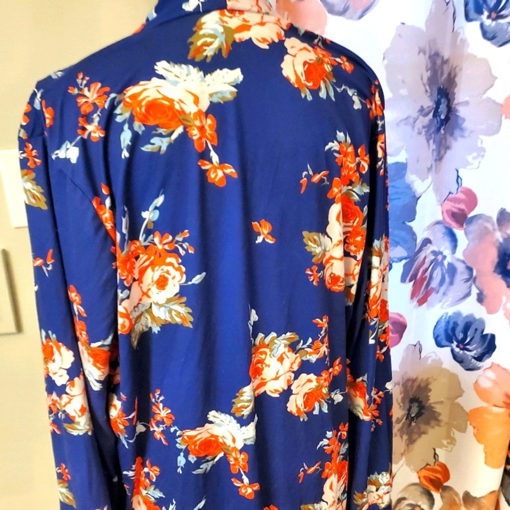 Floral Lightweight Cardigan - Picture 3 of 4